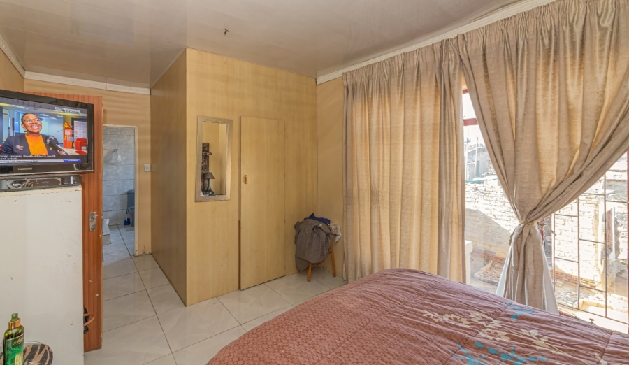 4 Bedroom Property for Sale in Maokeng Free State